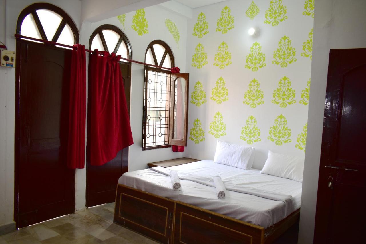 Sandhya Guest House Varanasi Near Ganga River Ngoại thất bức ảnh