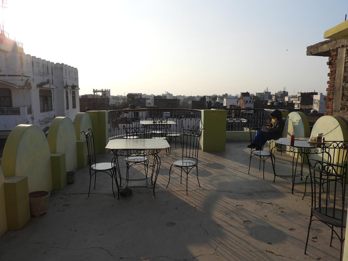 Sandhya Guest House Varanasi Near Ganga River Ngoại thất bức ảnh